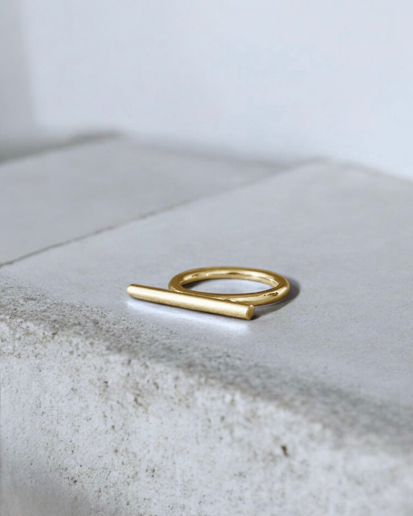Smooth OI Ring Gold