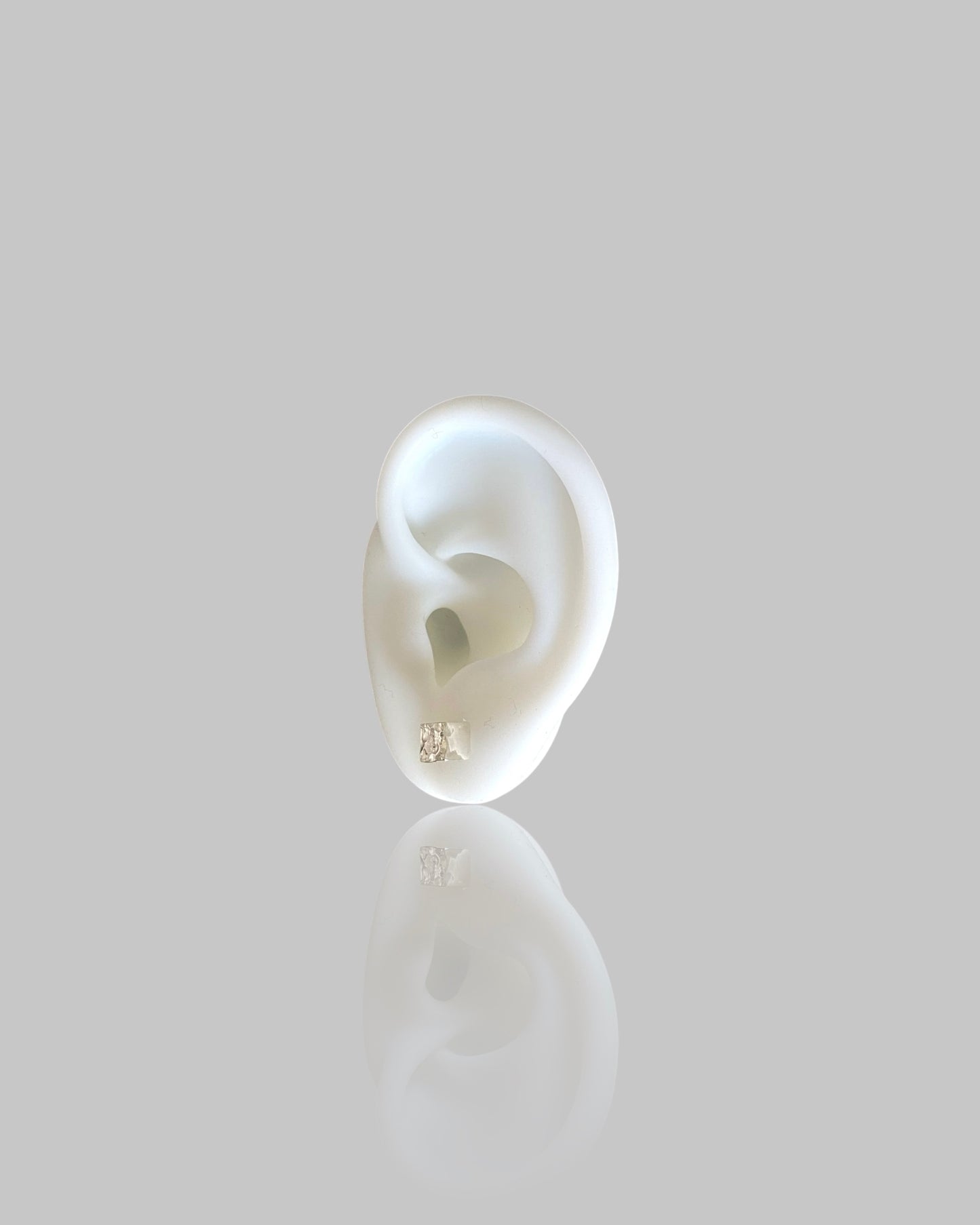 Cube Studs L
