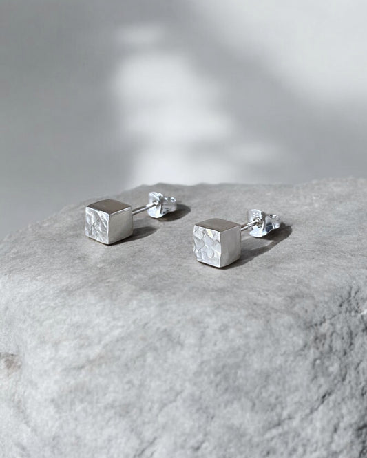 Cube Studs L